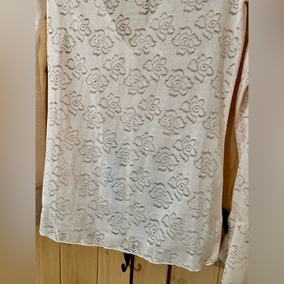 Free People Intimately Peach Lace Reversible Top V-Neck / Round Neck Size M - Picture 3 of 6